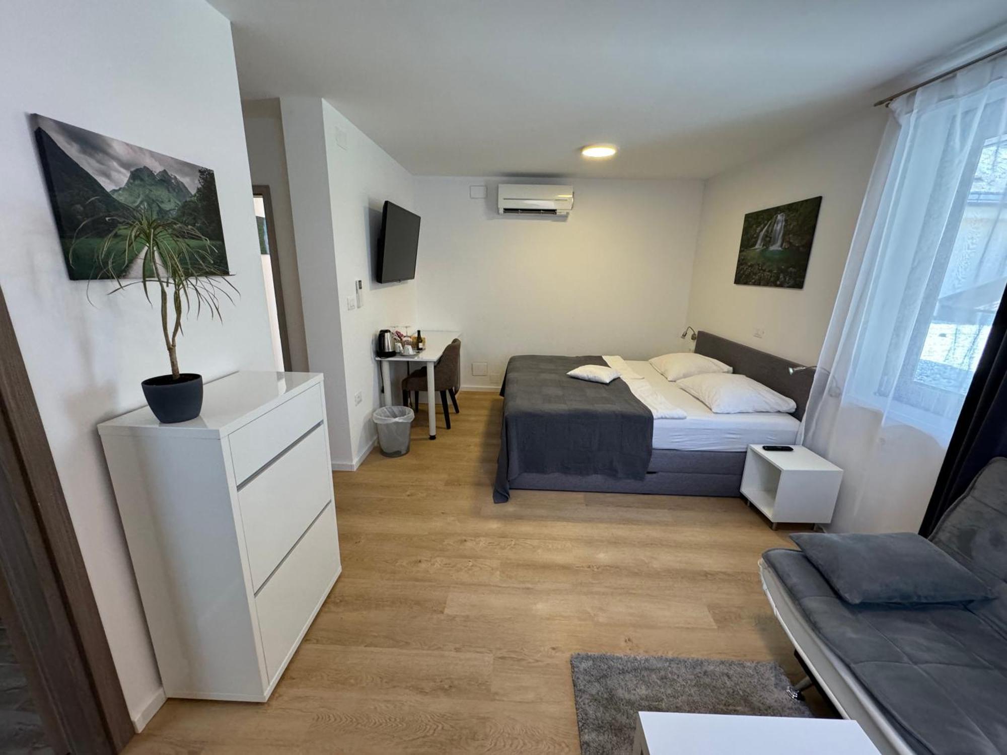 Gostisce Sovdat Bovec Extérieur photo