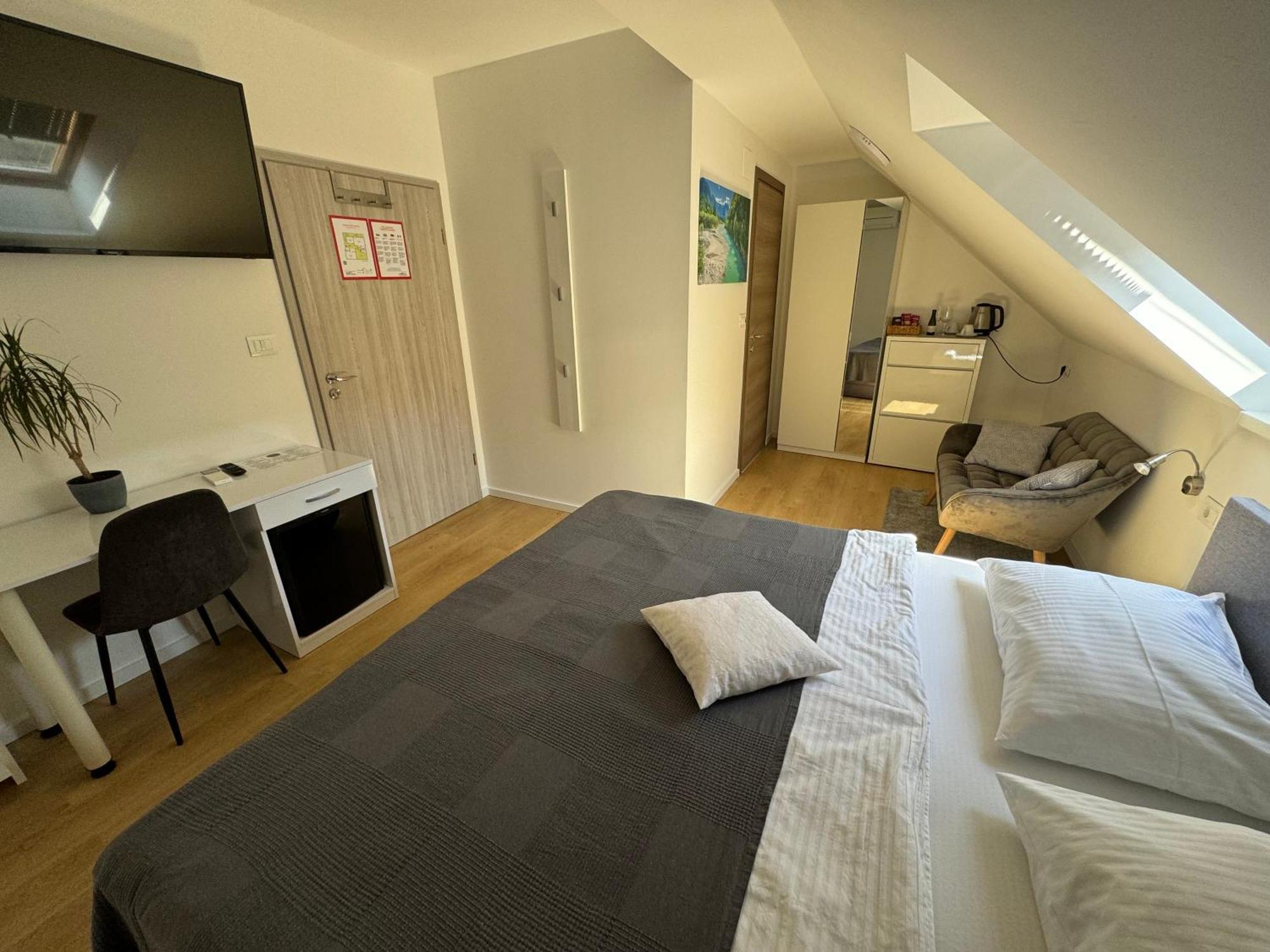 Gostisce Sovdat Bovec Extérieur photo